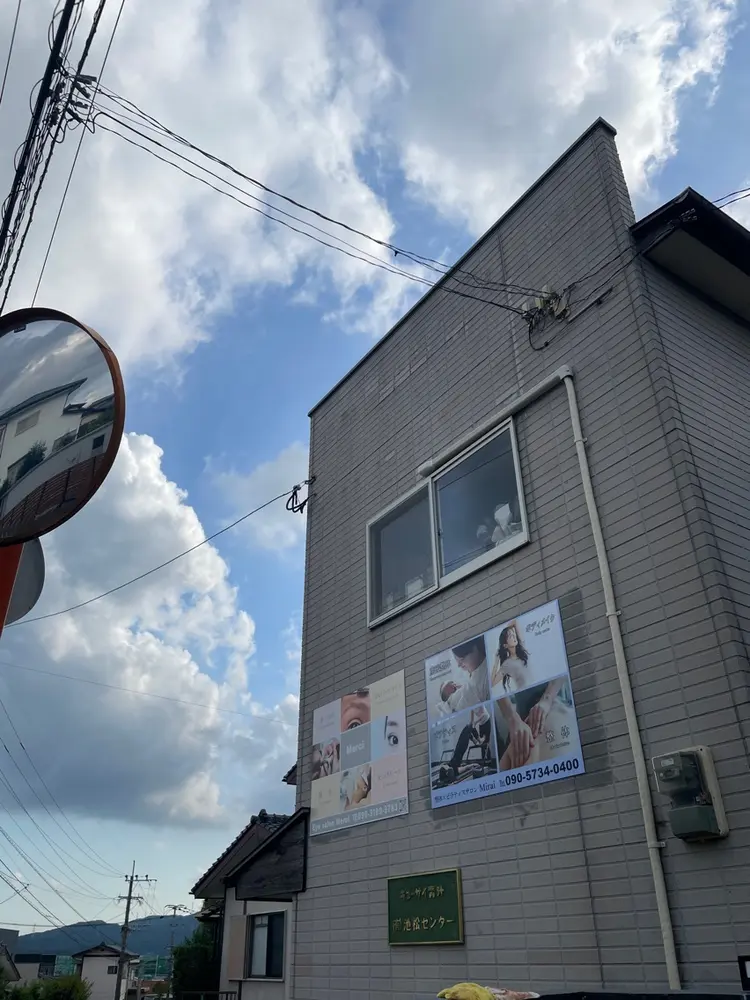 Merciの内観・外観3