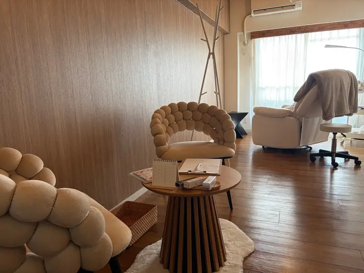 まつ毛パーマと眉毛サロンnala.大橋店の内観・外観1