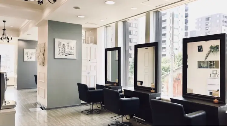 VISAGE Quonの内観・外観1