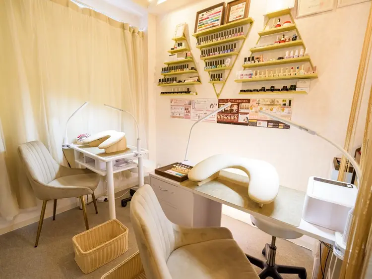 ネイルサロンHARUの内観・外観2