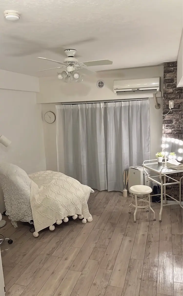 アモロッソの内観・外観1