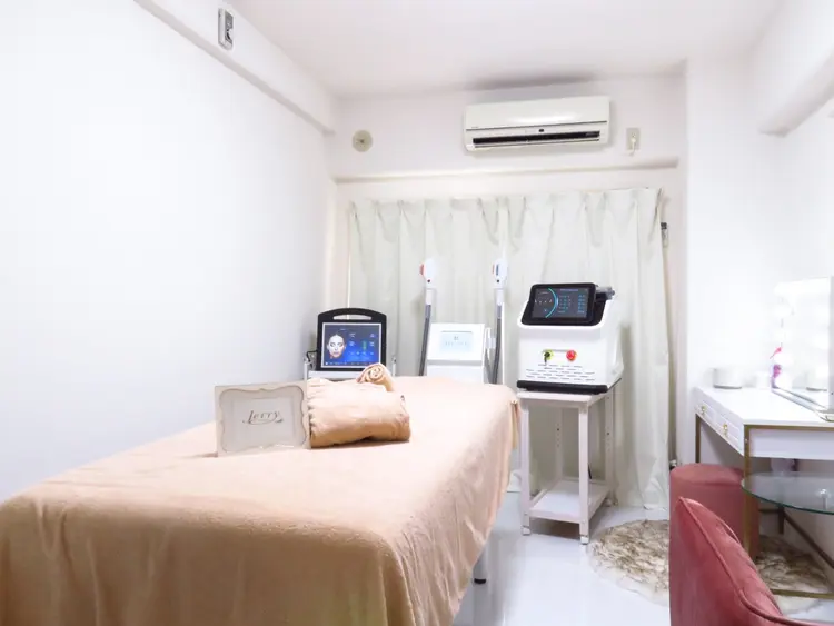 Total Beauty Salon  BELFINEの内観・外観2