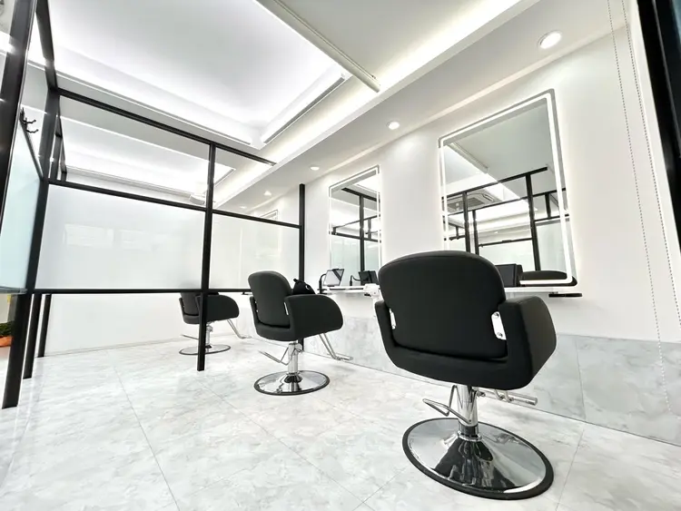 F.の内観・外観1