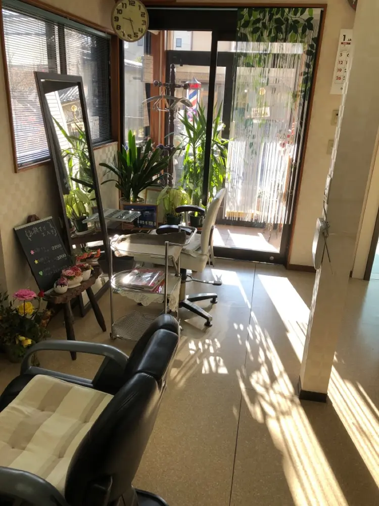 ヘアサロン モカの内観・外観3