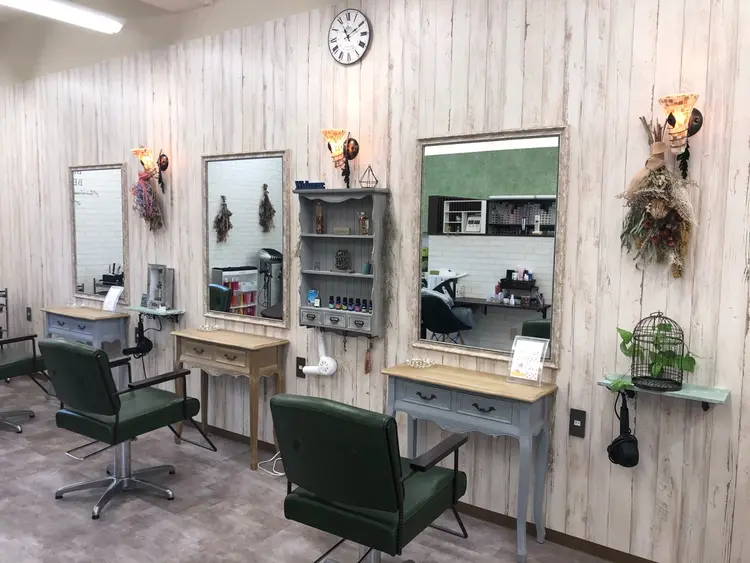 Ambitiousの内観・外観1