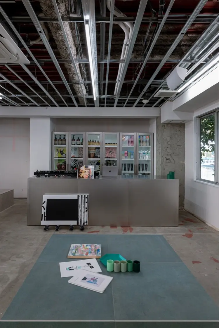 髪と音処　マトぺの内観・外観1