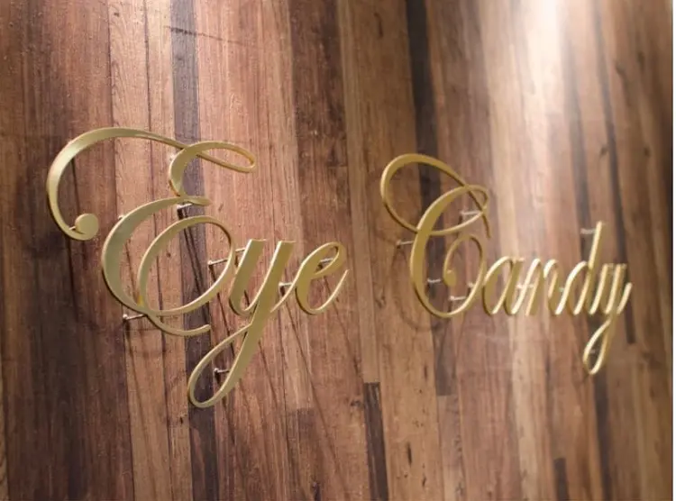 EYECANDYの内観・外観1