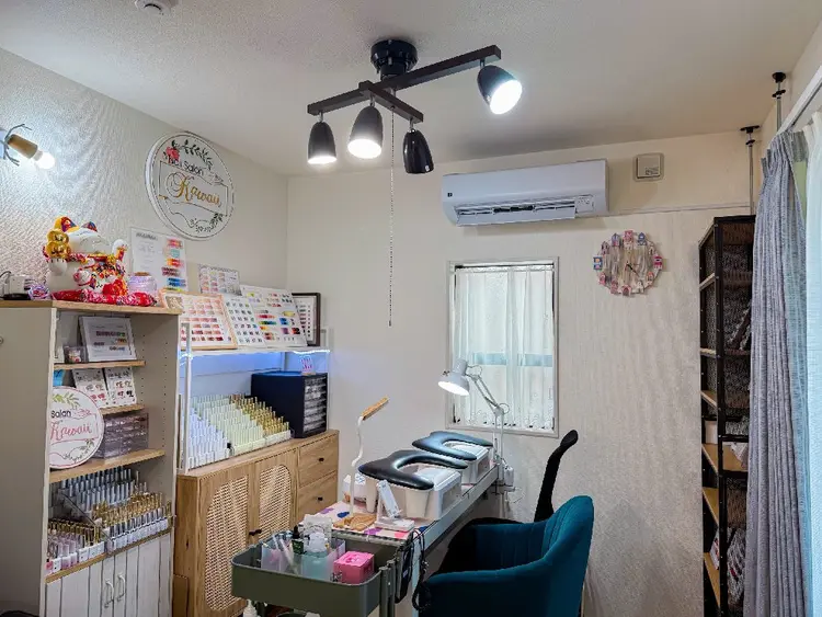 YURI Nail Naritaの内観・外観2