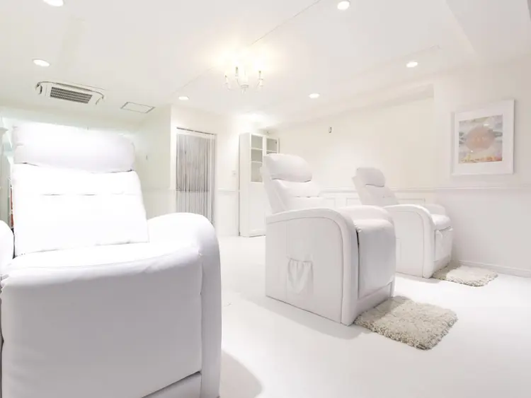 Carat Eyelash&Eyebrow　市川店の内観・外観2