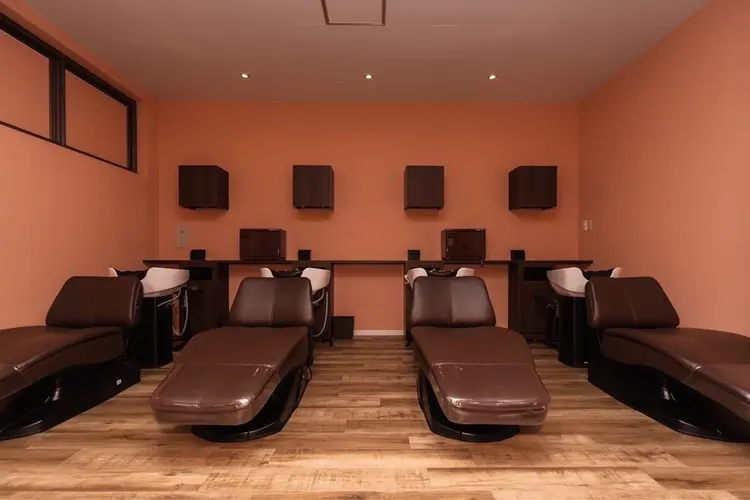 FAVOR  警固店の内観・外観2