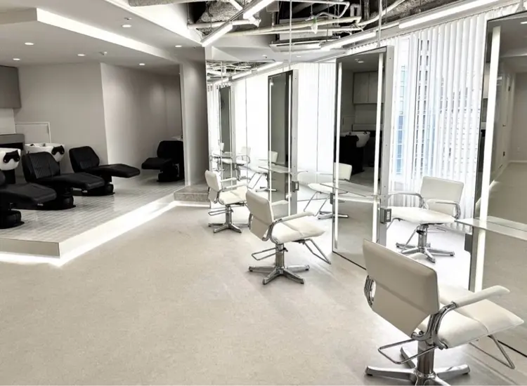 LIV  OSAKAの内観・外観1