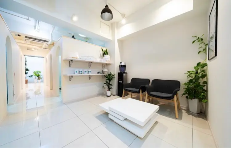 LILYQUEENの内観・外観1