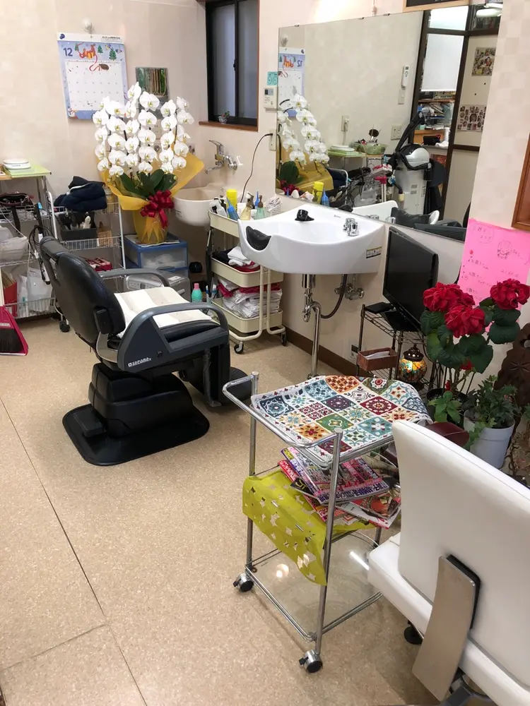 ヘアサロン モカの内観・外観1