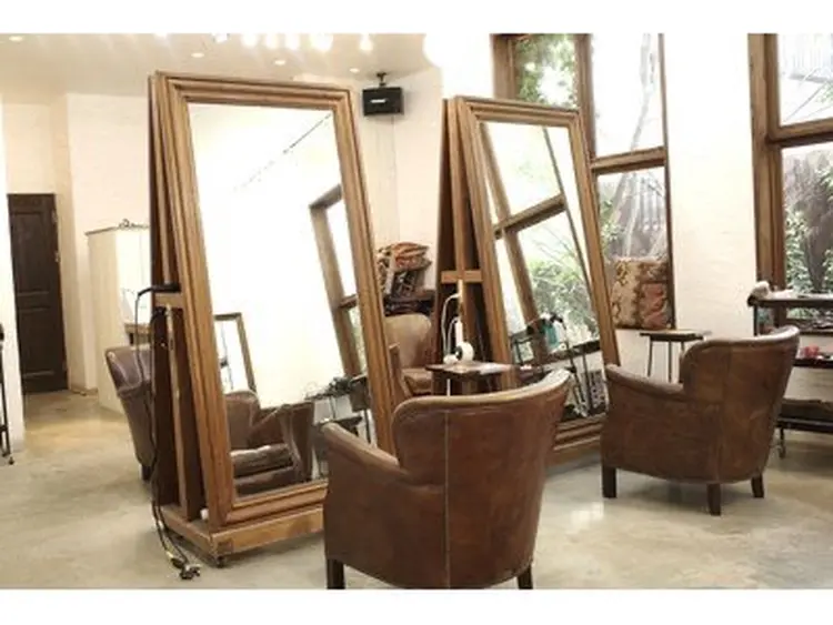 NIUNIUの内観・外観2