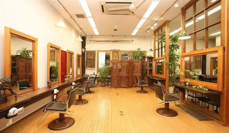 BELLの内観・外観2