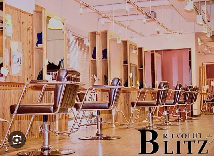 BLITZ R-EVOLUTの内観・外観3