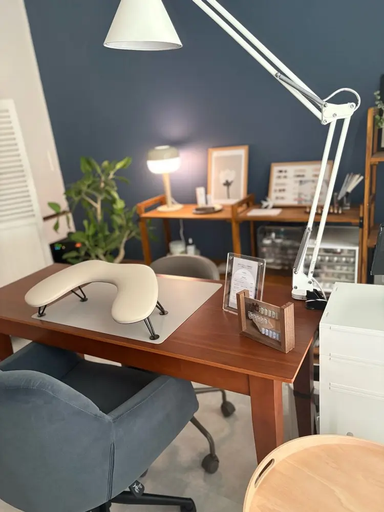 private nail salon pieni valoの内観・外観1