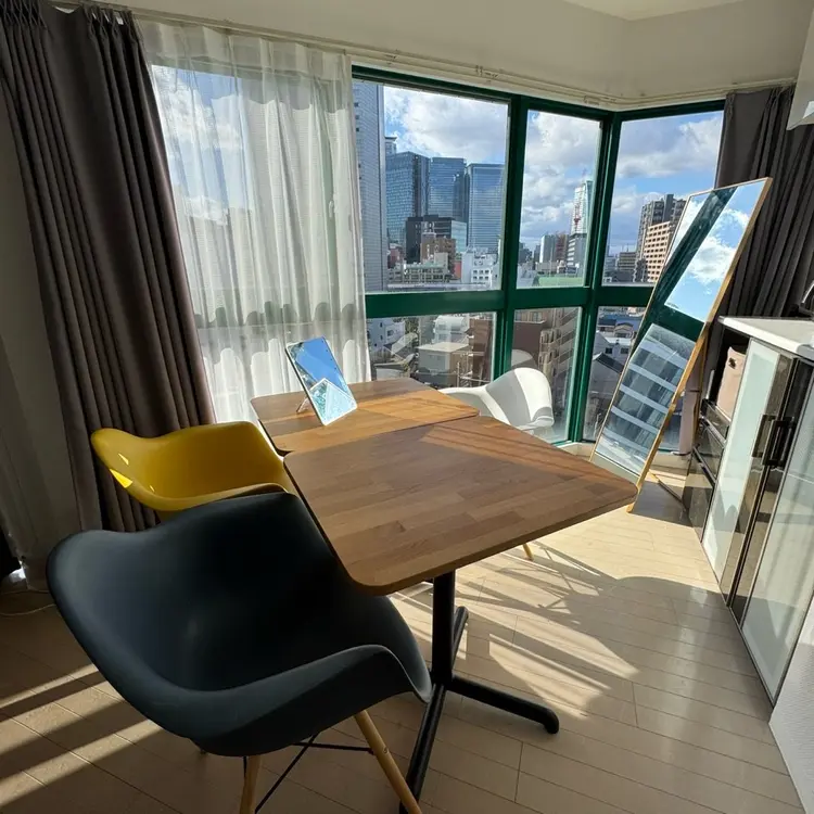 Face upの内観・外観1