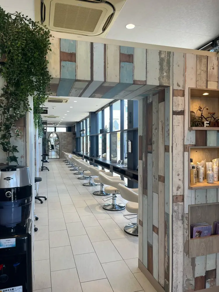 EARTH 小山店の内観・外観2