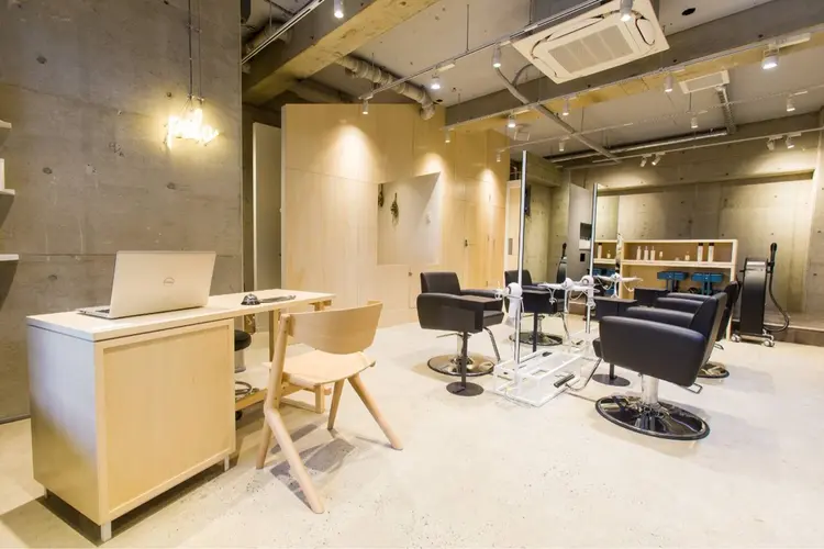 Peloの内観・外観1