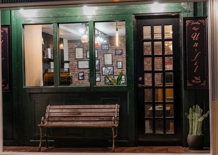 Barbershop UN-FILの内観・外観3