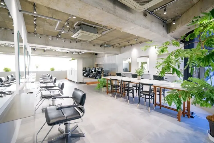 FILMS 表参道の内観・外観1