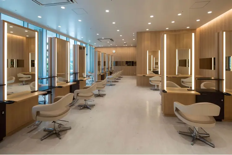 UNIXマークイズみなとみらいの内観・外観1