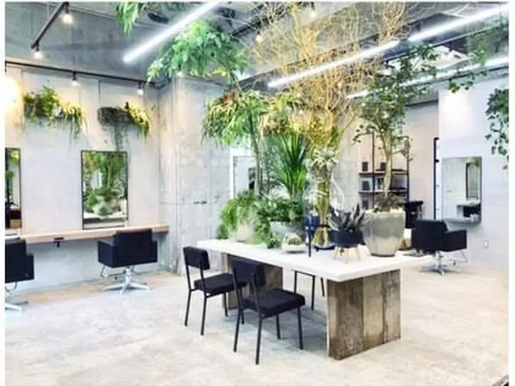 Belle銀座５丁目店の内観・外観1