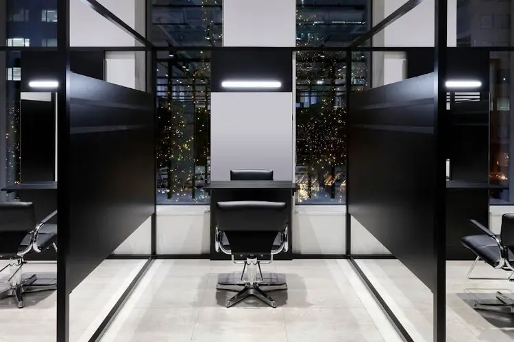 FRAME+spa&hair roomなんば駅前店の内観・外観2