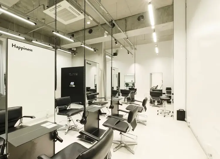 GO TODAY シェアサロン Flos店の内観・外観2