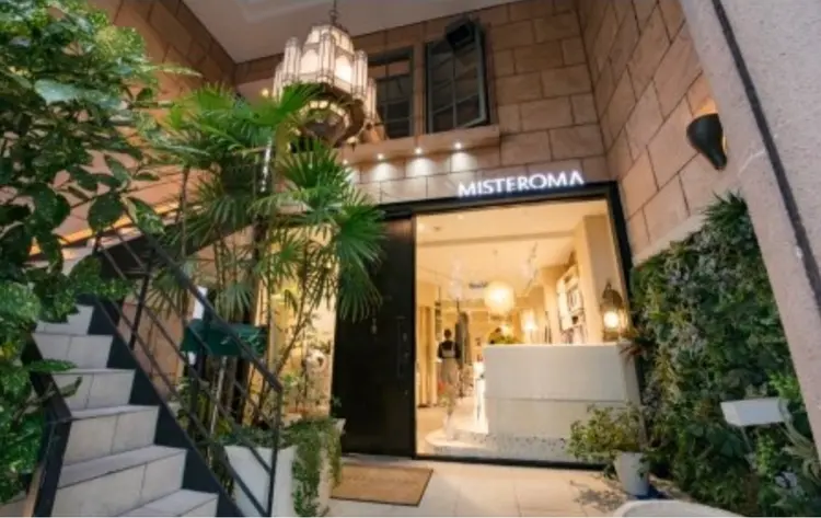 ミステローマの内観・外観1