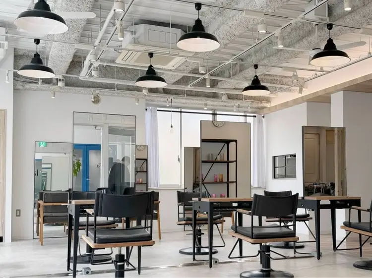 シークバイベルの内観・外観3