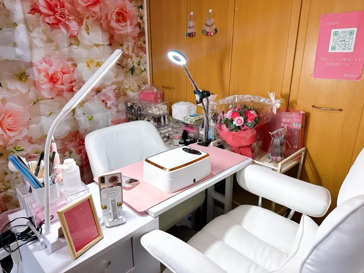 Nailsalon Kasumiaの内観・外観1