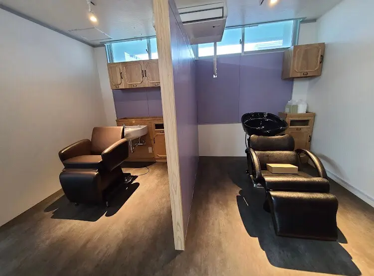 Holidays share salon 曙店の内観・外観2