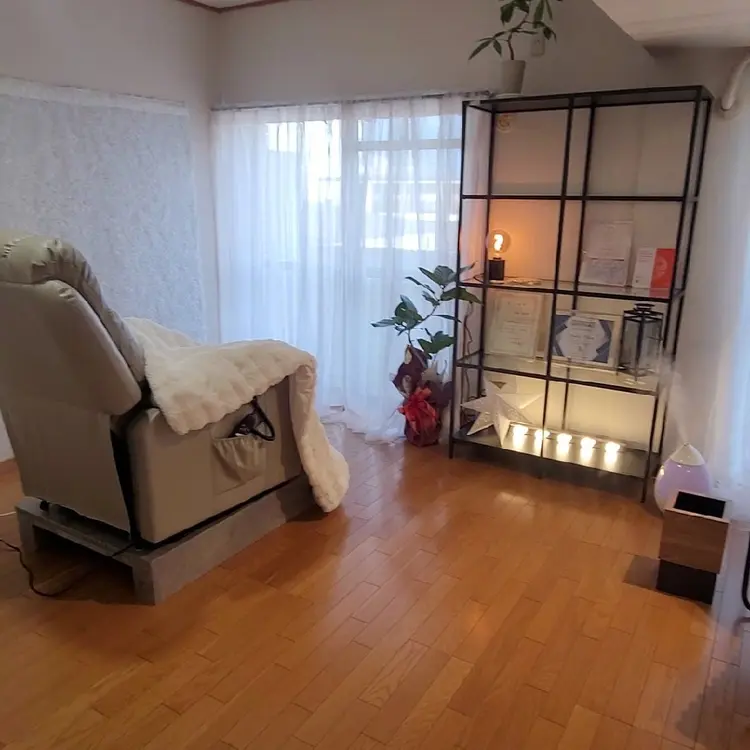 eyelash aglitterの内観・外観1