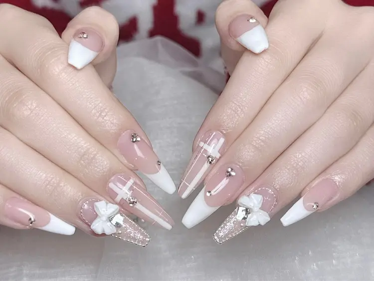 VP nail 新大久保の内観・外観2