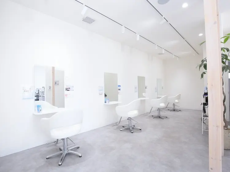 MEN'S　FIRSTの内観・外観3