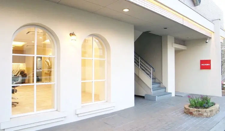 アトリエMIHO 高槻店の内観・外観1