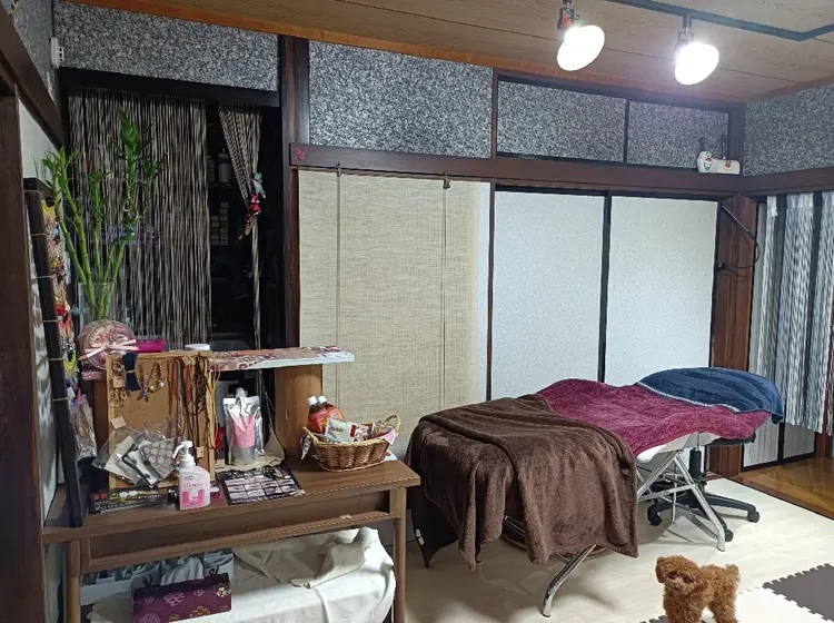 Maronの内観・外観1