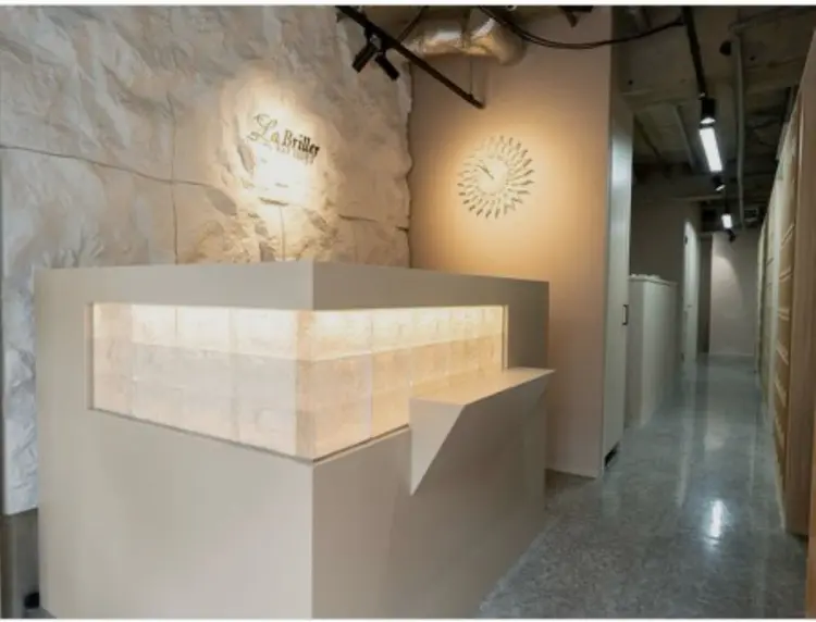 hair lounge La Brillerの内観・外観3