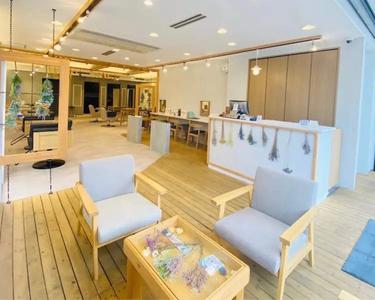 ete  by LILIA.の内観・外観2