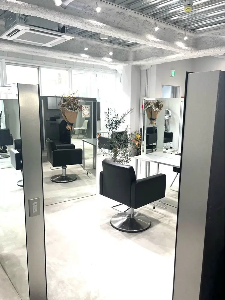 ulanの内観・外観1