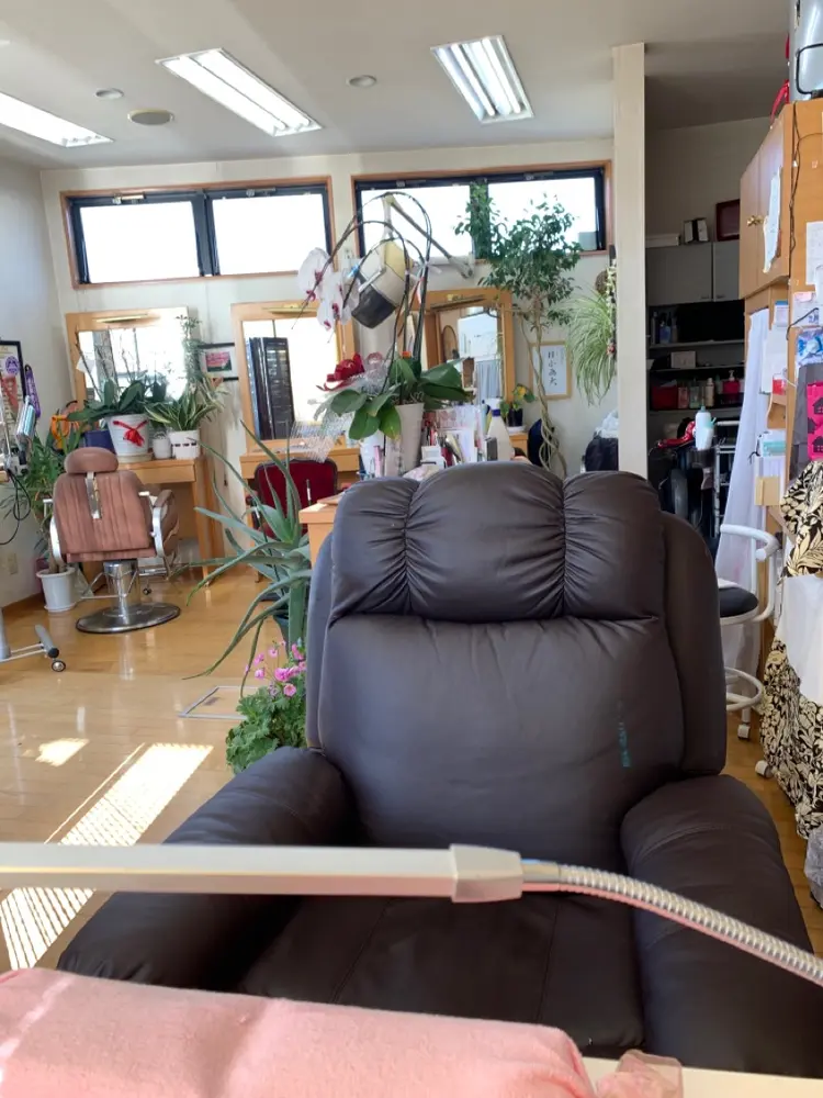 美容室NEW WAVEの内観・外観2