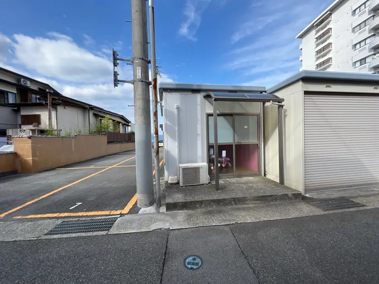 eyelashsalon セゾンの内観・外観2