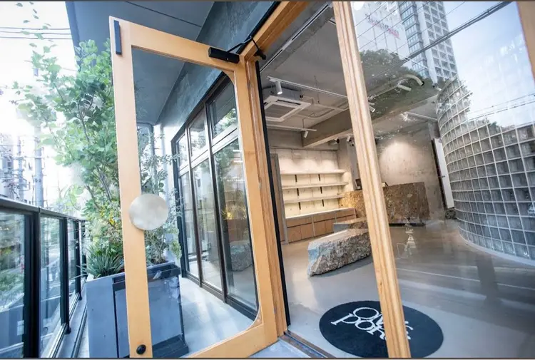 OM's pokaの内観・外観2