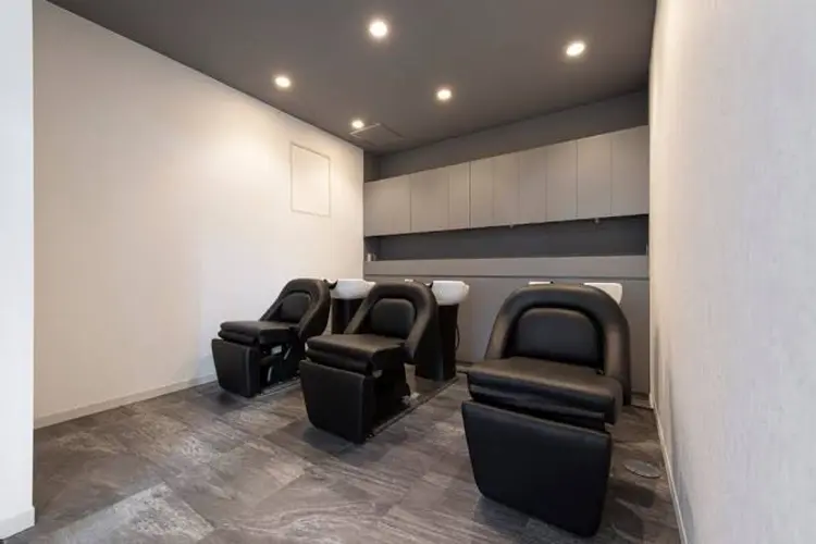 SALOWIN  千葉店の内観・外観3