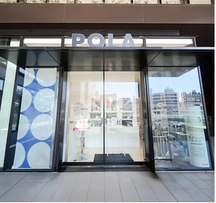 pola小倉駅前店の内観・外観1