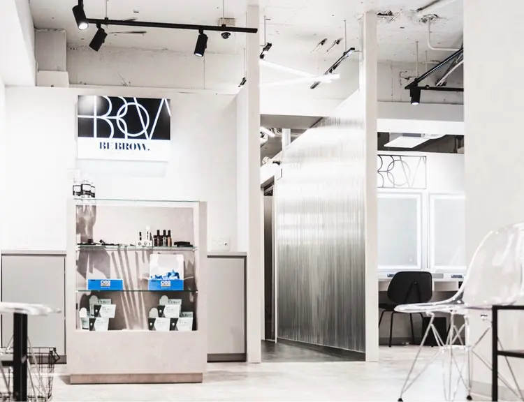 Bebrowの内観・外観1