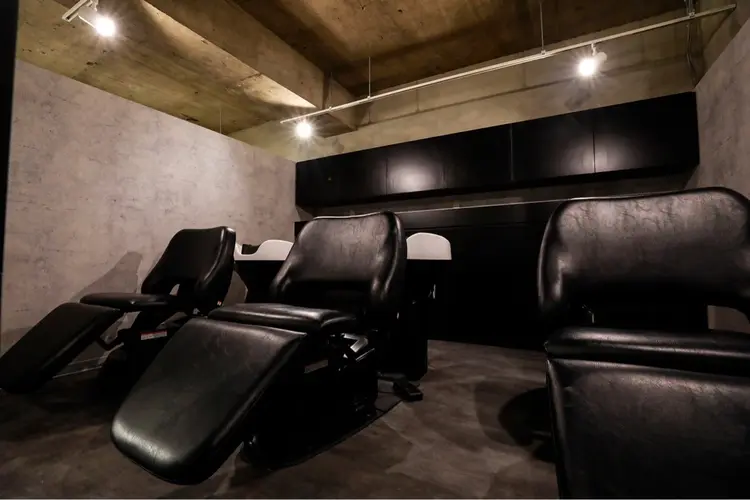 foi. フォワの内観・外観2