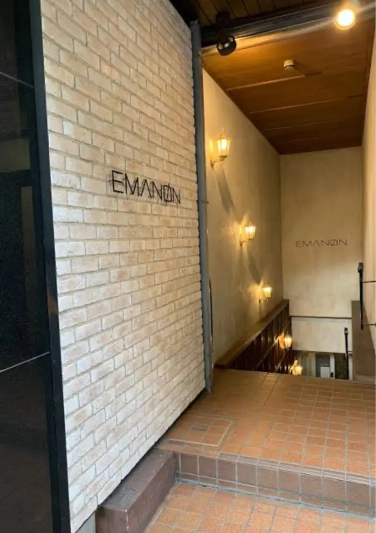 エマノン梅田茶屋町の内観・外観1